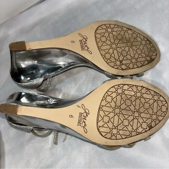 Jewel Badgley Mischka Hunt Women's Sandal, Silver, 6 - Picture 6 of 13